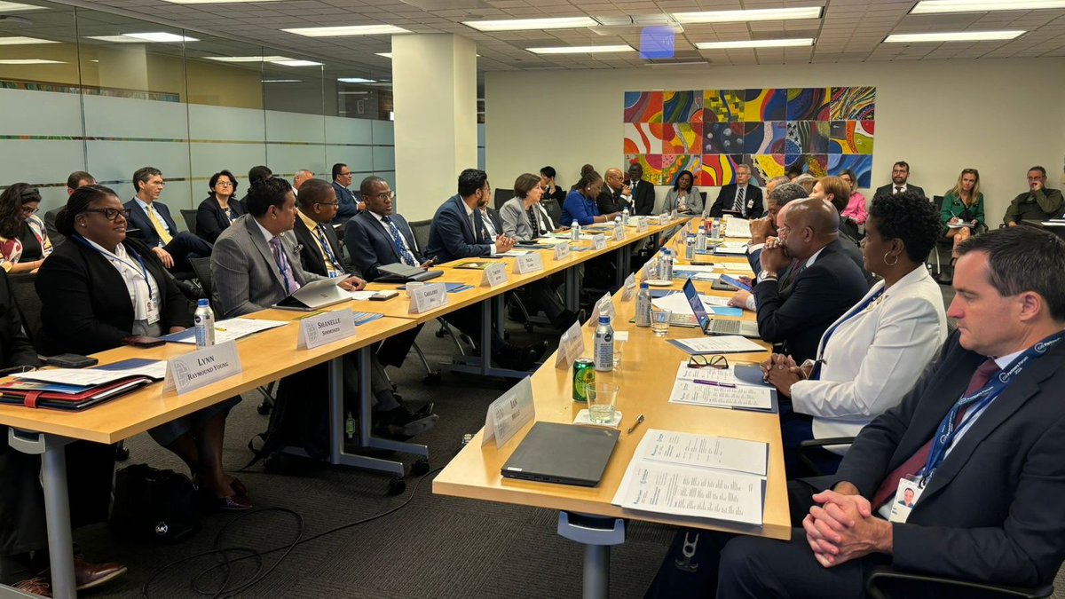 On the sidelines of the IMF-World Bank Spring Meetings, today the Caribbean Initiative hosted a high-level discussion on how building skills partnerships in the Caribbean can address capacity constraints across sectors, in collaboration with the @WorldBank. #ACCaribbean