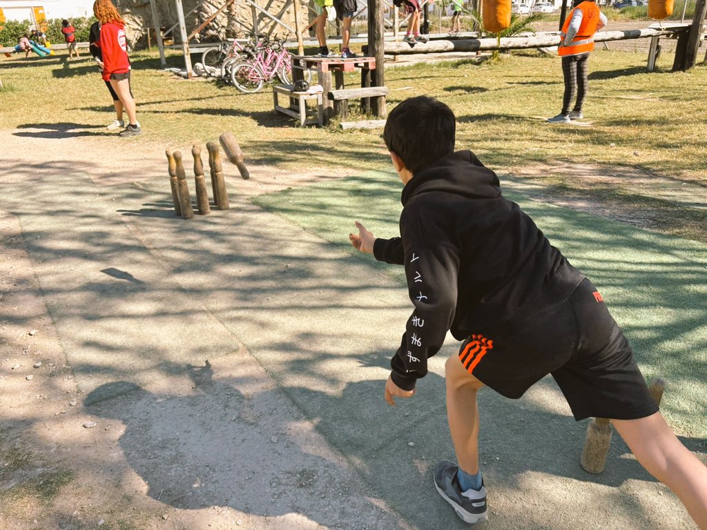 EAnglesola's tweet image. #RoundTwo a les #colònies al #DeltaDelEbre de #4t i #5è a on els #caiacs, les #bicisvoladores, el #birdwatching aka #MirarOcellsDesDeDaltAmbillusióIPassió, la #discoBarraca i alguna cosa que ens oblidem ens ha deixat per anar planxats #aDummi!