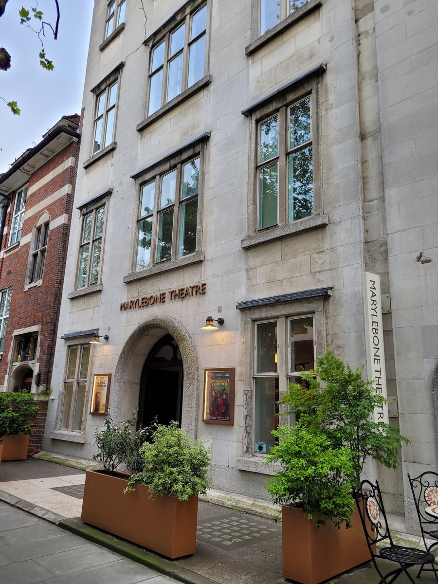 BrigitteUhrmann's tweet photo. With his distinctive voice that gave us Lucky, Leontes, Lear, and with his expressive body language #GregHicks creates images, worlds, people. A powerful philosophical journey @MaryleboneTHLDN  #DreamOfARidiculousMan https://t.co/1Aj2de79Vd