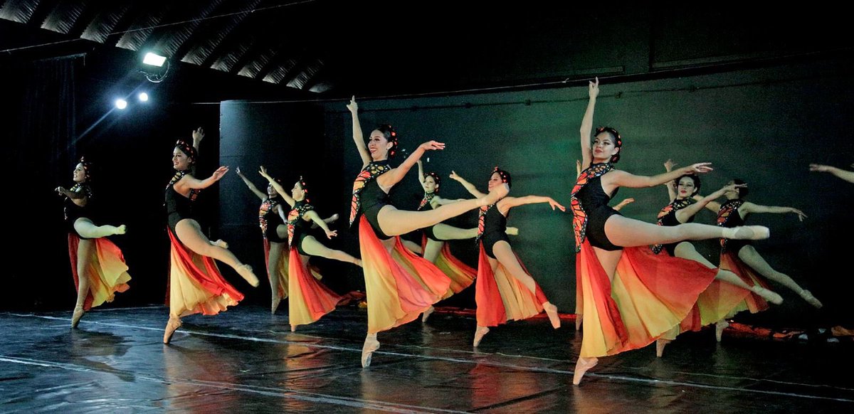 ¡Felicidades a las y los jóvenes talentosos de la Escuela de Bellas Artes del #EstadoDeMéxico! Su victoria en el Grand Prix Barcelona “Dance Award 2024” es un testimonio de su dedicación, pasión y talento excepcional, llevando la riqueza cultural prehispánica, la biodiversidad y