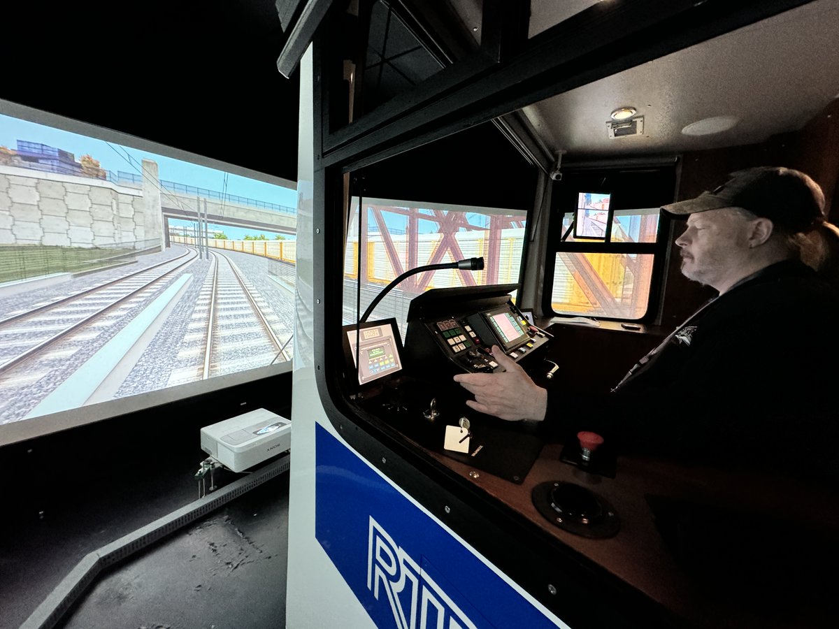 Step into the world of elite light rail training! RTD's simulator, a fully immersive experience, prepares operators for any challenge on the tracks. From snowstorms to manual blocks, every scenario is covered, ensuring safety and efficiency. Read more: rtdden.co/3UkR22V