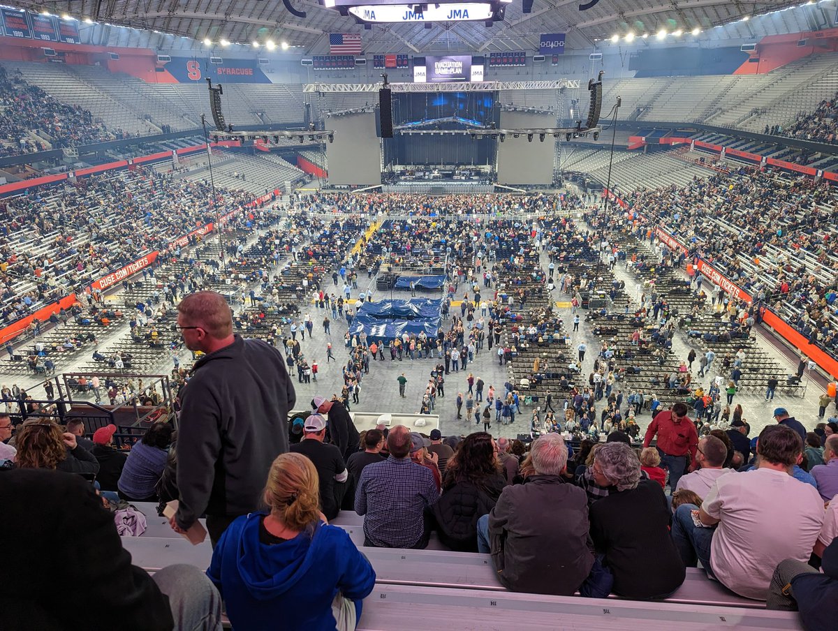 Tim Fox (@timfoxnc9) on Twitter photo Sec.328, Row Q. Great view of the Boss... Granted, from a different area code... Bring it, Bruce! <a href="/springsteen/">Bruce Springsteen</a> <a href="/BridgeStreetTV/">Bridge Street</a> Sec.328, Row Q. Great view of the Boss... Granted, from a different area code... Bring it, Bruce! <a href="/springsteen/">Bruce Springsteen</a> <a href="/BridgeStreetTV/">Bridge Street</a>