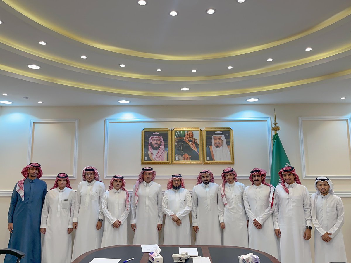 مجلس إدارة مركز الرعد بالفائجة الاجتماعي بـ #جمعية_التنمية_الأهلية_بالعرضية_الشمالية 

عبدالمجيد أحمد (رئيس المركز)
عثمان مونس (نائب رئيس المركز)
نواف علي (المسئول المالي)
خالد أحمد (عضو)
علي عثمان (عضو)
أحمد حازم (عضو)
سعيد علي (عضو)
حمدان حازم (عضو)
خالد محمد (عضو)