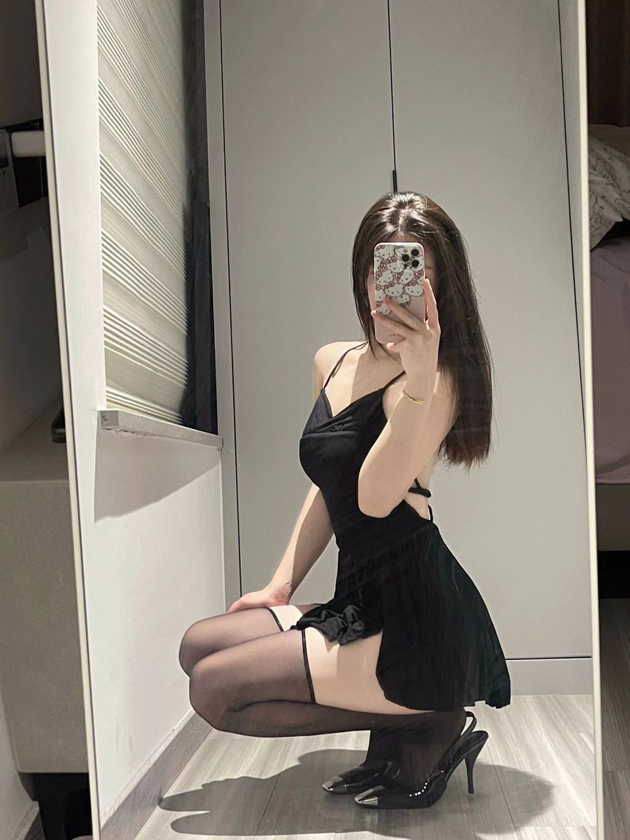 gaojun257's tweet photo. 抓龙筋是所有的按摩 不能比的 抓龙筋是男人中的顶级保养 男人肾虚，会全身无力，注意力不集中，做事不集中，会耽误大好前程 海底轮通到头轮会绝顶聪明会办事 现在得男人是三十微软，四十松下，五十联想 抓龙筋是男人的所有保养中 顶级保养就像顶级豪车配置一样的男人，也叫顶配版男人
预约18129200003 https://t.co/LaVPpp6fBE