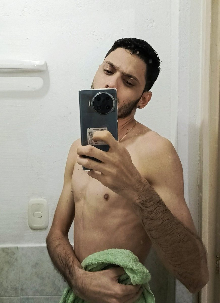 BoyJosm's tweet photo. Body / Dick 🔥💦
@CruisingSoul https://t.co/1MioBYoRau