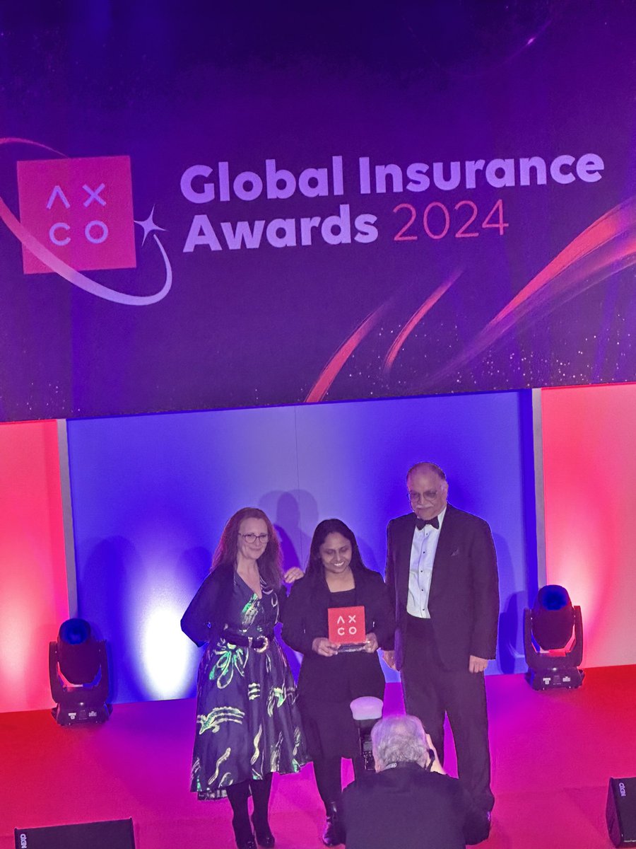 Axcoinfo's tweet image. A big shoutout to @ICICILombard on clinching the Regional Specialist in Global Programmes of the Year award! #ICICILombard #AwardWinners #Axcoawards