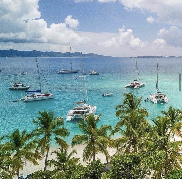 Listen carefully, our stunning BVI beaches are calling you…😉❤️🇻🇬 #BVI #BritishVirginIslands #Paradise #Travel IG 📷 gaskintravel