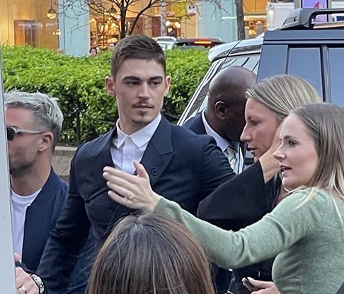 Hero arriving at the #MinistryofUngentlemanlyWarfare premiere