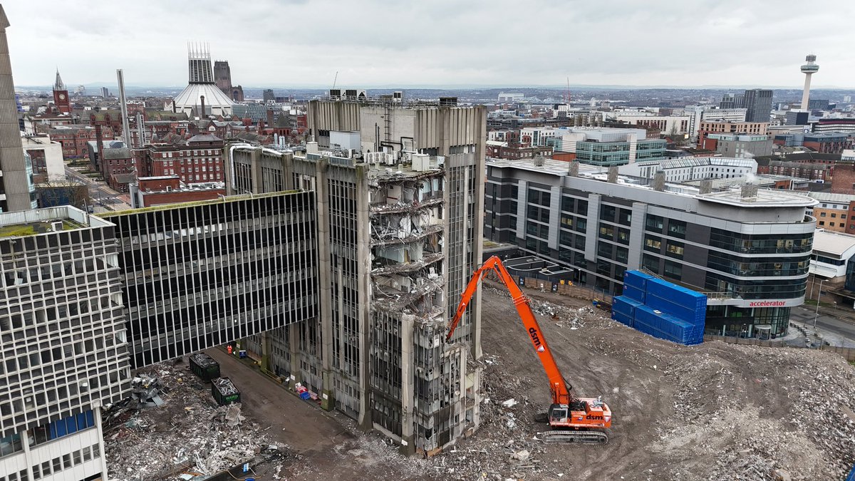 Peter Wright tweet media