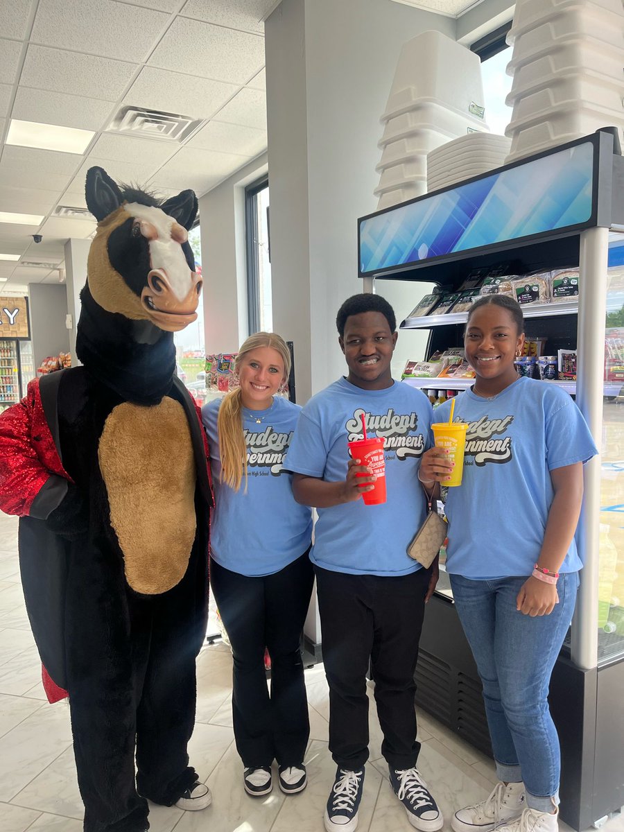 The Chevron Quick Break had their grand opening today! They donated $5,000 to Germantown! Thank you for supporting our students!