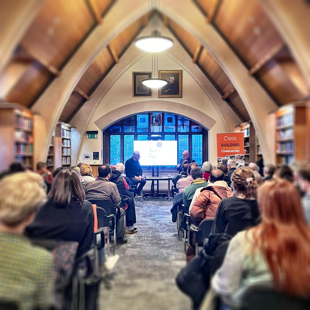 Thank you @Southwarkcathed & @CanonOakley for hosting as @SteveChalke introduced his Manifesto for Hope. Buy the book and listen to the podcast series here: manifesto.oasisuk.org