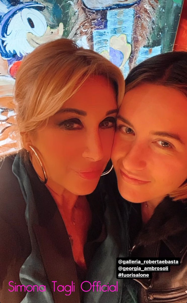 OFFICIALs_tagli's tweet image. Simona, al Fuori Salone, incontra la Pantera Rosa ed è subito Black Out ⚡️🙌
STAFF 🍀
#simonatagli #fuorisalone #18Aprile