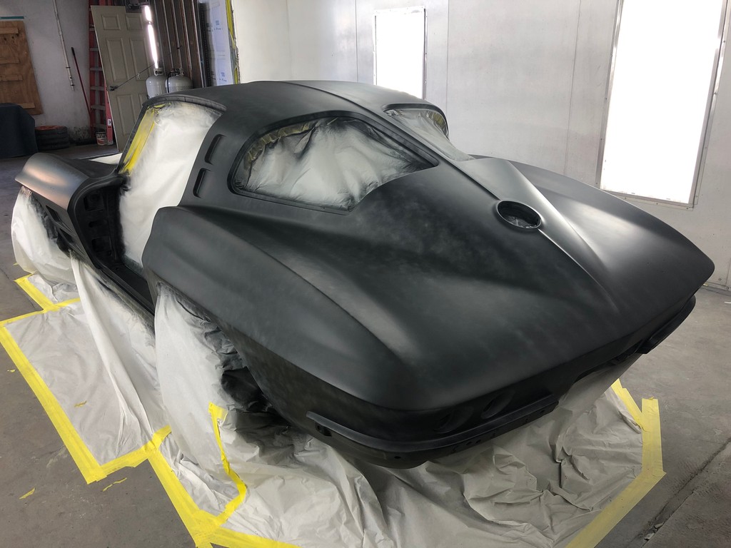 Raleigh_Speed's tweet photo. 63 split window is in primer and guide-coat. https://t.co/o8cuxY9I7J