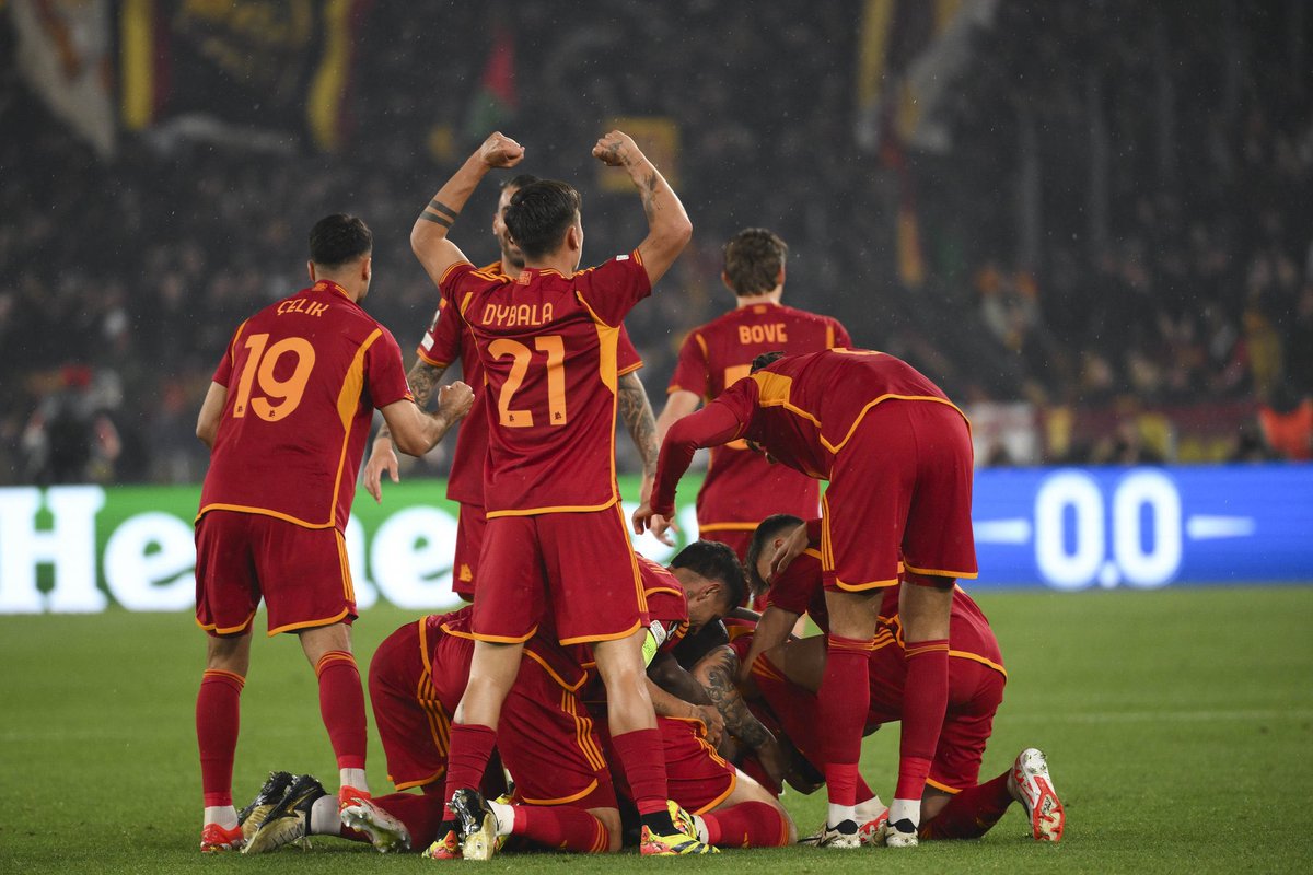 Roma4EverNET tweet picture
