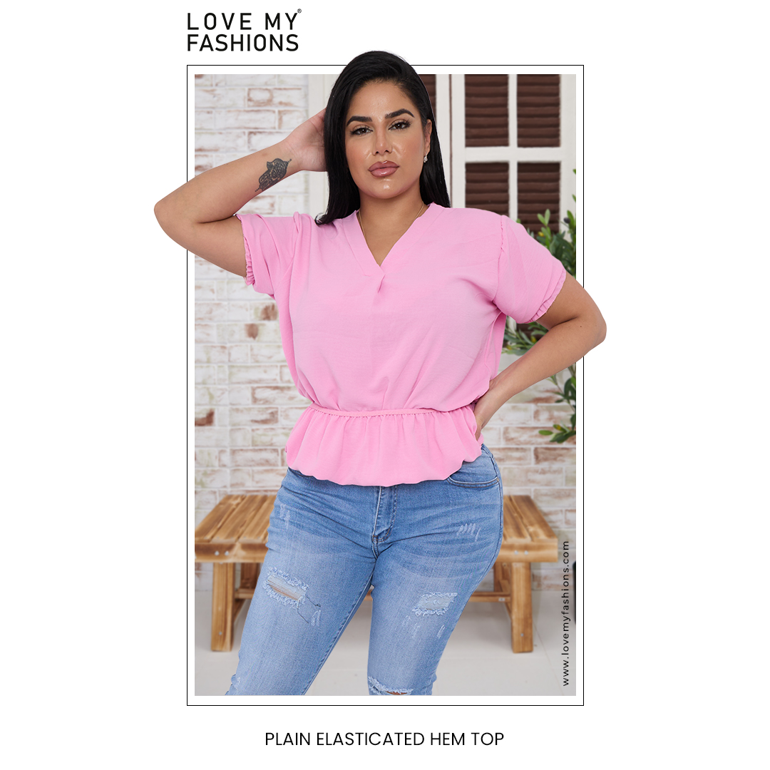 _LoveMyFashions's tweet photo. Effortless elegance meets comfort with our Plain Elasticated Hem Top. A versatile piece that seamlessly transitions from day to night.

Order Now: https://t.co/sMRaISNP4G

#top #plain #elasticated #womenstop #streetstyle #streetfashion #fashionable #fashionstyle #lovemyfashions https://t.co/5lrI5tM9bz