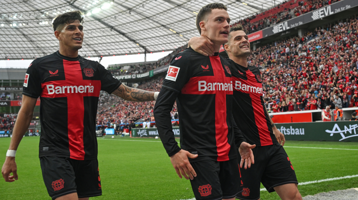 Triunfobet1's tweet photo. ATENCIÓN❗ : LIVERPOOL ELIMINADO DE LA EUROPA LEAGUE 

¿Saben cuál ahora es el máximo candidato a ganarla? Empieza con B de Bayer Leverkusen 🤑 https://t.co/CKCG599mEY