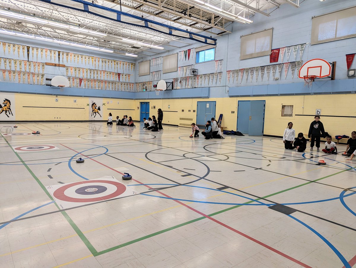 Mrs__DAmario's tweet photo. Some of our April Phys-Ed activities. 
📍St. Roch &amp; St Jerome. https://t.co/9huFOxdOdt