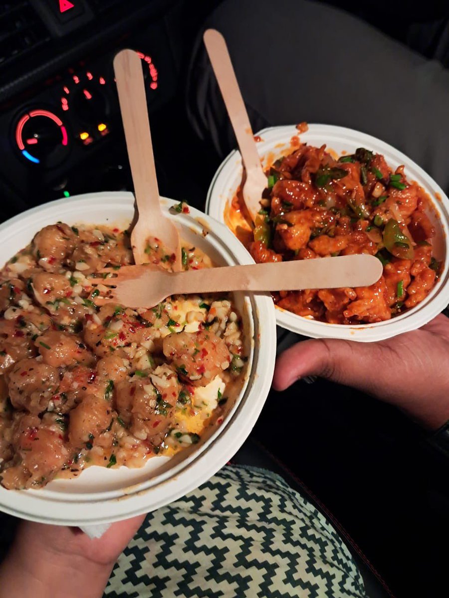 sdbalaji's tweet photo. Random midnight post. Munching prawn butter garlic and korean chilli chicken #kosmocafe #chennai #food #hungry #x https://t.co/5JUqgvLlZz