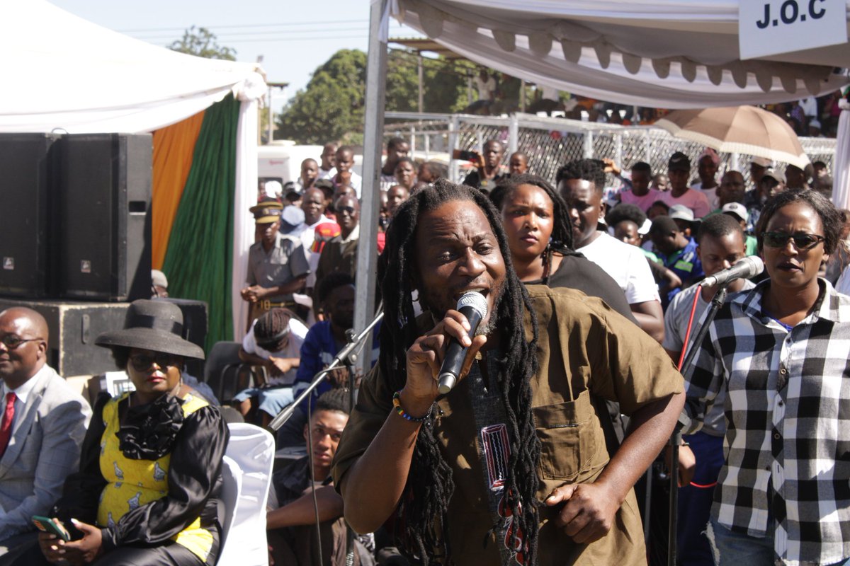 cv_zim's tweet photo. #Entertainment Independence Day celebration scenes from the Midlands province - Mbizo Stadium - Kwekwe 
#ZimbabweIndependenceDay
#Zimbabwe44
#Zimbabwe
📷 By @ras_percy11 https://t.co/HvPpA6VnxC