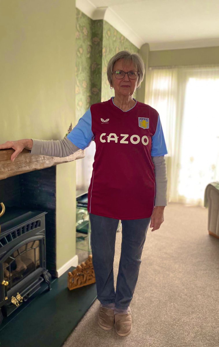 TheRustleMania's tweet image. Should have been in Lille to watch the Villa secure their place in the semi’s, but following the devastating loss of my beloved mother yesterday, and my whole world turning upside down, I am mourning her tragic death with my family instead. I miss you so much mom #HEITS 💔 #AVFC