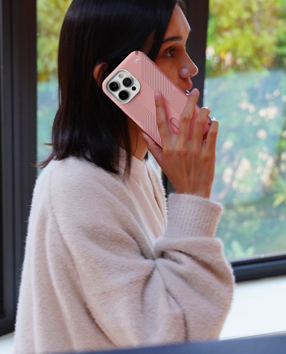 speckproducts's tweet photo. The Presidio®2 Grip MagSafe with ClickLock case is the perfect accessory to complement your unique style.📱✨
#iPhone15 #speckproducts #ClickLock #appleproducts #techaccessories #techinnovation #techlover #elevateyourtech #applelife #iphone15pro #iphone15promax #StyleCompanion https://t.co/w4L7oW75gF