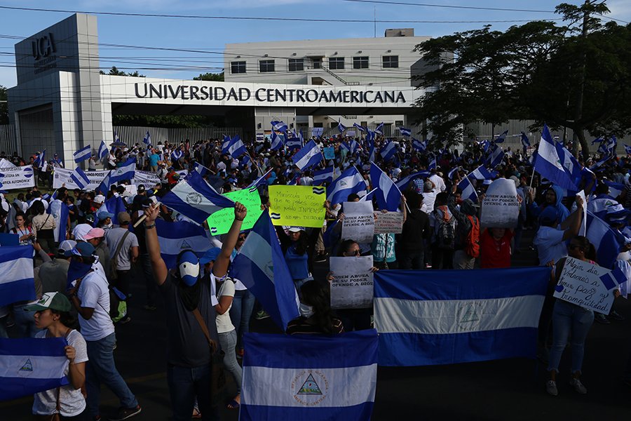nicaclic's tweet photo. Las fotos que jamás entenderá un militonto de la dictadura Sandinista. No dejaremos de pedir justicia sin impunidad. Acá nos mantenemos presentes con la #MemoriaHistórica de los crímenes de lesa humanidad del Sandinismo.
#AbrilNoSeOlvida https://t.co/fJI2cTCPGL