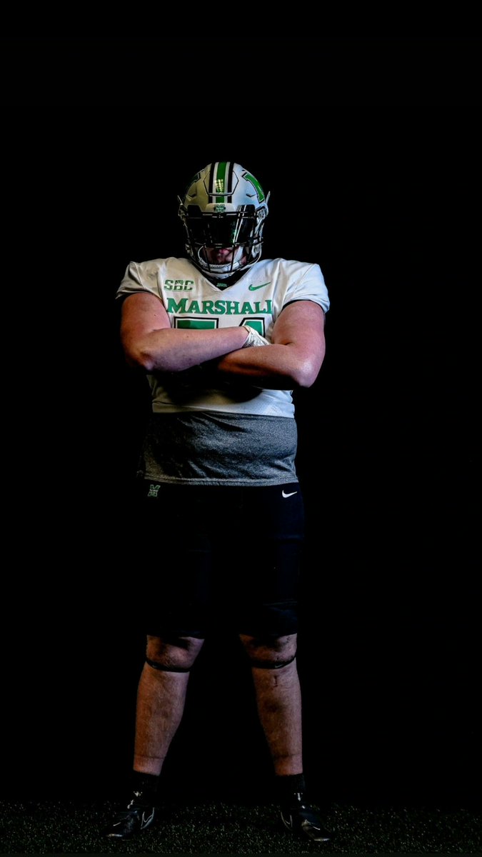 Can't wait to be back in Marshall tomorrow and Saturday for practice and the Spring game #GoHerd💚🤍
@Coach_Crill @HerdFB @CoachHuff @FootballSPHS @southpointeFBSC