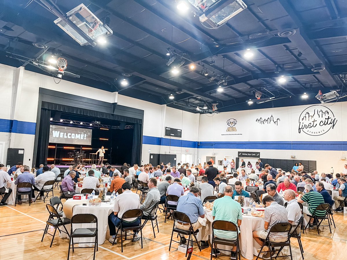 stevebrowning's tweet photo. Outstanding Men’s Power Lunch at @alpharettafbc with @JeffStruecker today. He’s got such a powerful message and passion for Jesus! https://t.co/p6mbcsIY4Z