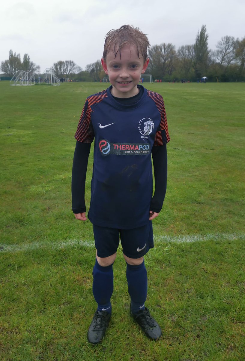 MOM tonight for James who relentlessly drove us forward with great footwork and excellent passes 🏆👏🏻 The 8 kids tonight worked hard in a big team effort 💙 last year this type of game they could have lost but there is a lot of character from the team this year @BVDJFLfixtures