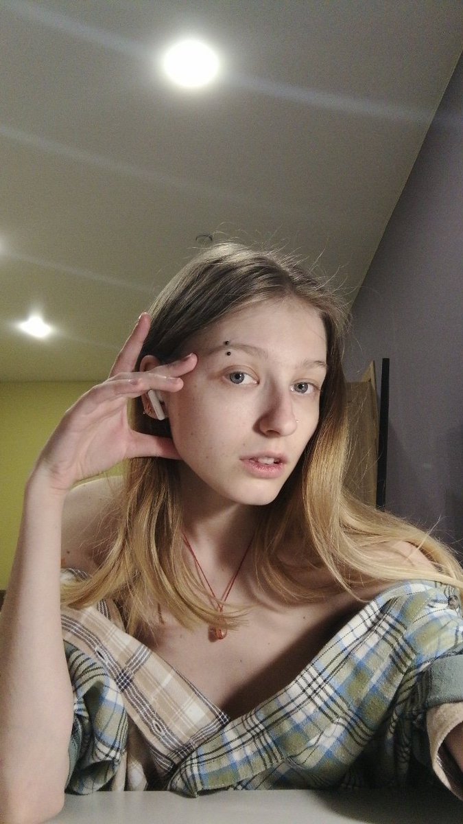 1LittleMartian's tweet photo. Девочки, пьюр теперь гетеро, предлагаю искать друг друга в твиттере https://t.co/9UQ2WCz75B