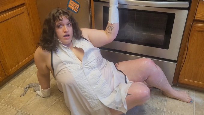 Shatner would be proud of my acting... https://t.co/FS9svlu3go https://t.co/kn2W9HFdOy<a href="/tag/myxanniversary"class="tags"><span>#myxanniversary</span></a>