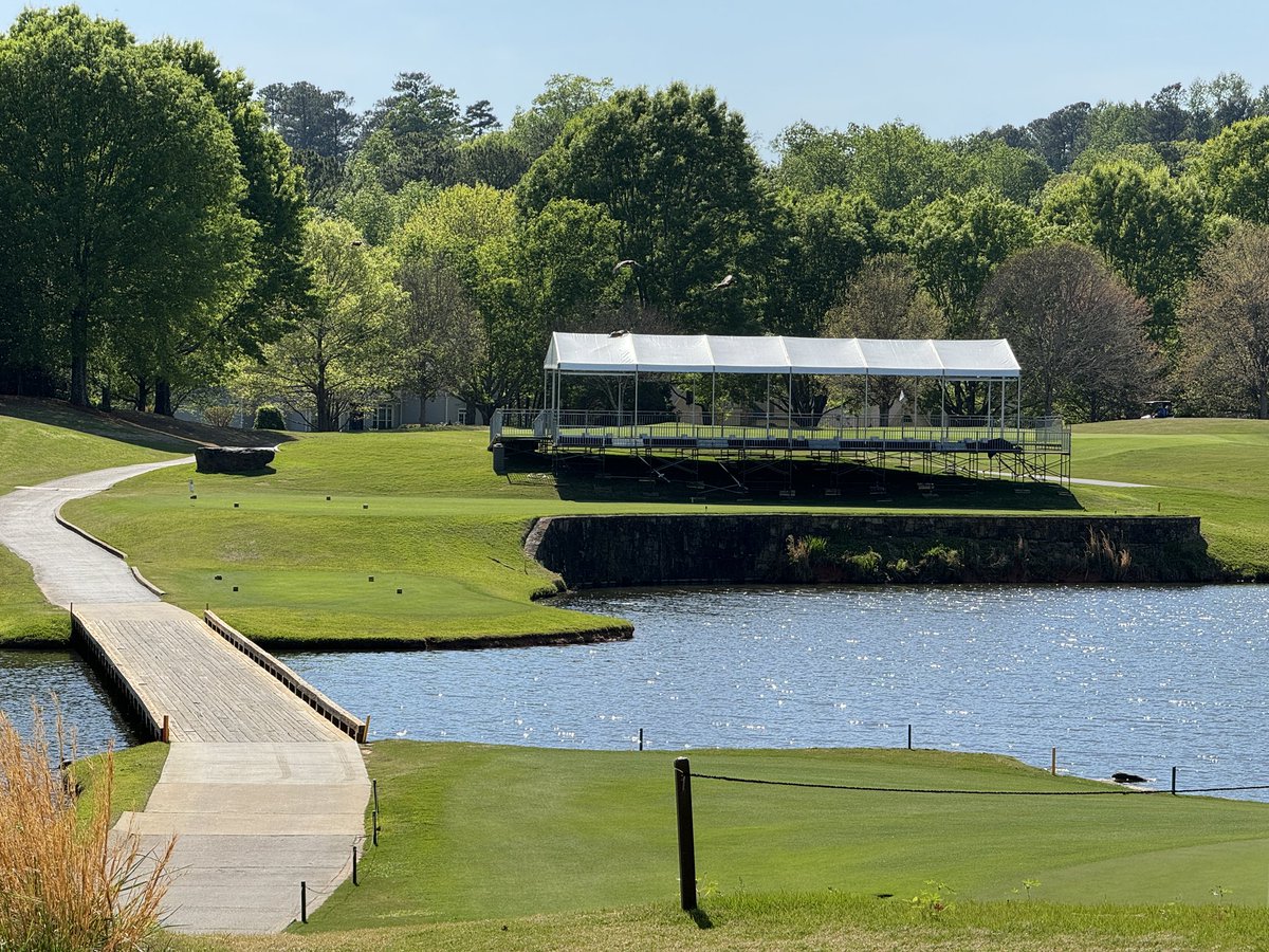 It’s beginning to look a lot like tournament week! 👀🏆⛳️ #MEClassic #PGATOURChampions #WhereLegendsPlay #TheLoaf