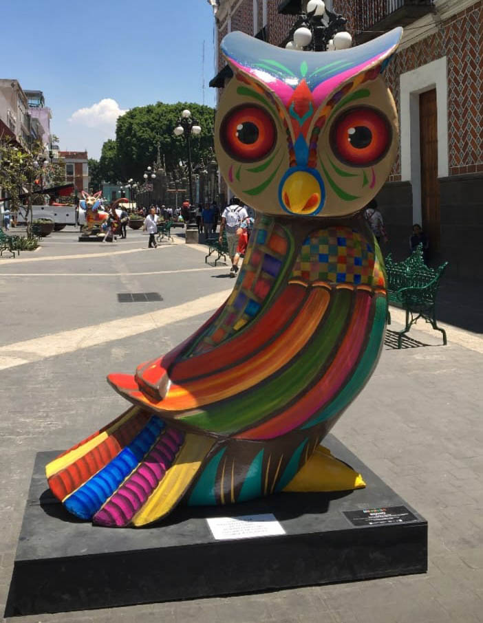 TuMundoADiario's tweet photo. ¡Están Hermosos! 😍😍😍

🐶🐱🦉🦊  #Entérate En el Centro Histórico de #Puebla fue colocada una exposición que incluye figuras de alebrijes, en la Avenida 16 de Septiembre.
Las figuras estarán disponibles hasta el 26 de mayo.

📷 oxhcar/mayevaart https://t.co/rwXFWwOtT0