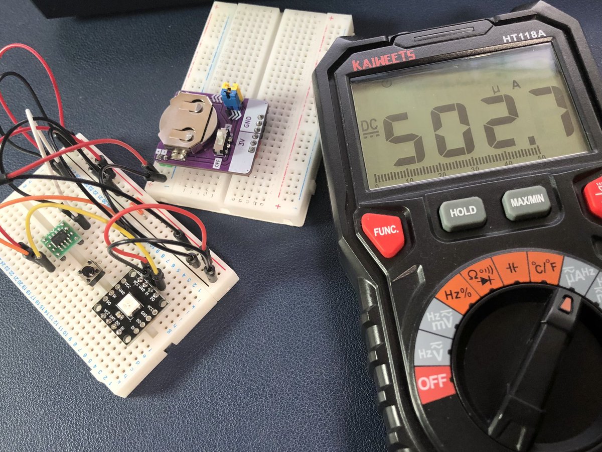 WS2812Bって消灯してる時でも0.5mAも消費してるんだね！ スリープ状態でこれだけ流れちゃうとボタン電池だと数時間しかもたないような気がする。 mosfet乗せるスペースも無いのよねー😅