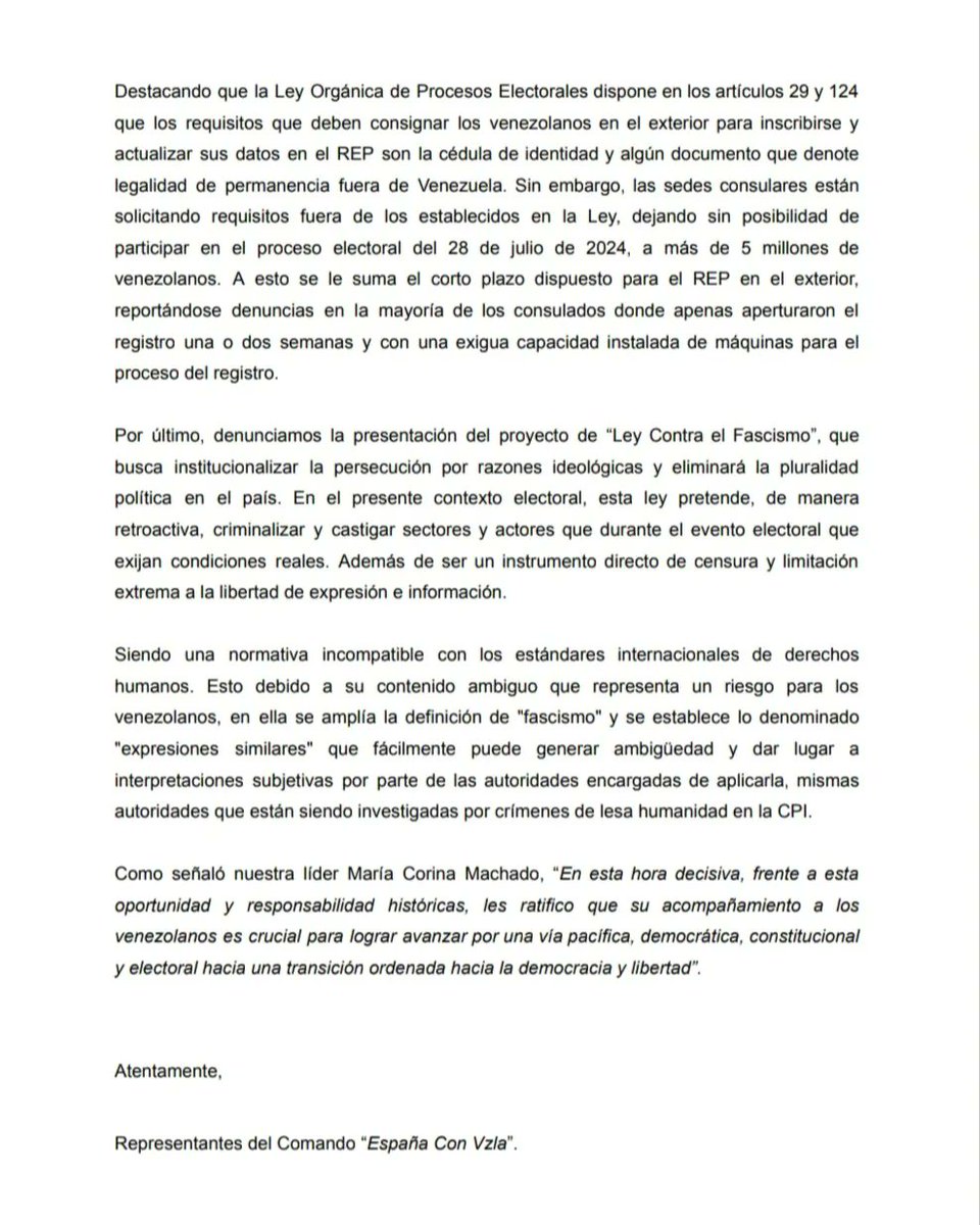 Hoy #18deAbril📍 en el Hemiciclo del Congreso de España 🇪🇸 la representación del Comando Con Vzla en España hizo entrega del documento para denunciar el actual bloqueo electoral en Venezuela.

Agradecemos al Parlamento Español por la atención prestada. 🗣️

#EleccionesLibresVzla