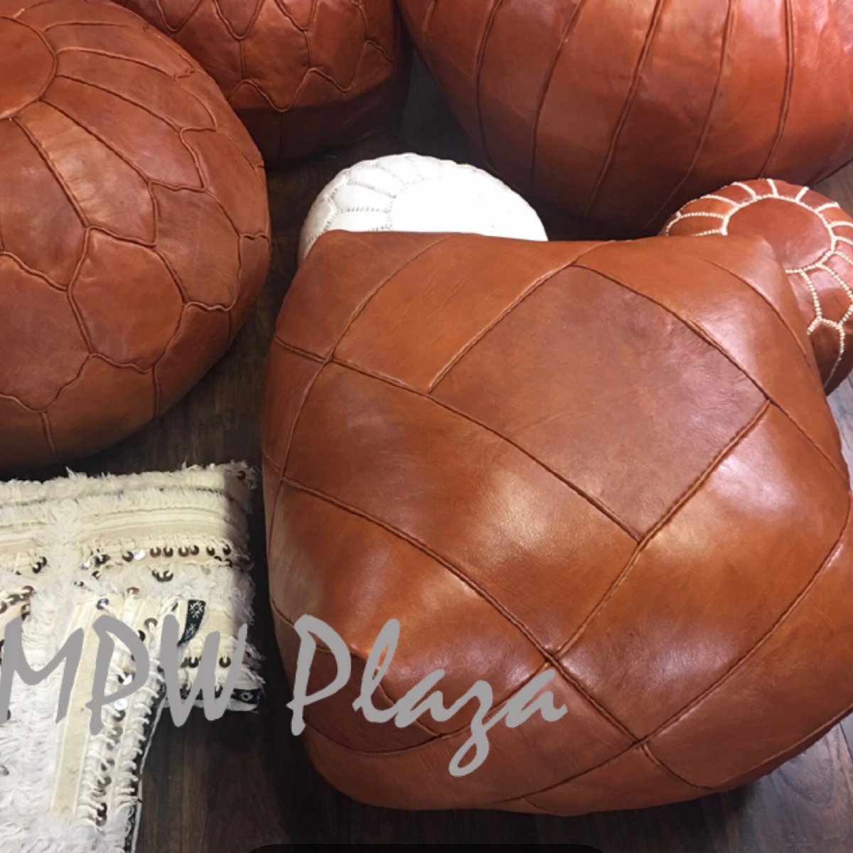 ♦️ Luxury MPWplaza Moroccan Poufs 🌺  ships from USA 🌹
#luxuryhouses #luxurylifestyles #luxurygirl #luxurylivingroom #luxurystyle #luxuryapartments #luxuryshopping #luxuryshoes #luxurybags #luxurycollection #luxurycondos #luxurymansion #luxuryproperty