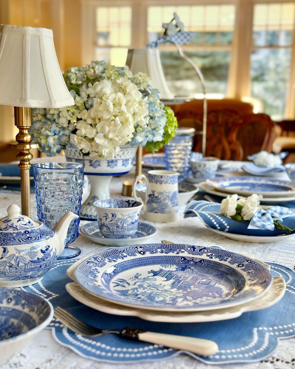 Blue-and-white china never goes out of style and always brings classic elegance to a bright and cheery tea table. These beautiful Burleigh 'Blue Willow' pieces from Instagram user addictedtochina’s collection are inspiring us to bedeck our table in the beloved color combination.