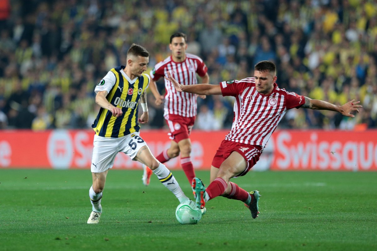 İlk Uzatma Sonucu| Fenerbahçe 1-0 Olympiakos ⚽️ 12' İrfan Can Kahveci 🔸 Toplam Skor: 3-3
