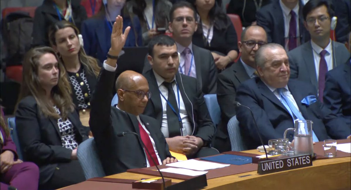 prem_thakker's tweet photo. It's official. The U.S. has vetoed a United Nations Security Council resolution that would have granted Palestine UN membership.

12 nations voted yes.
The U.K. and Switzerland abstained.
The U.S. voted against. https://t.co/UdTQFOPMlb