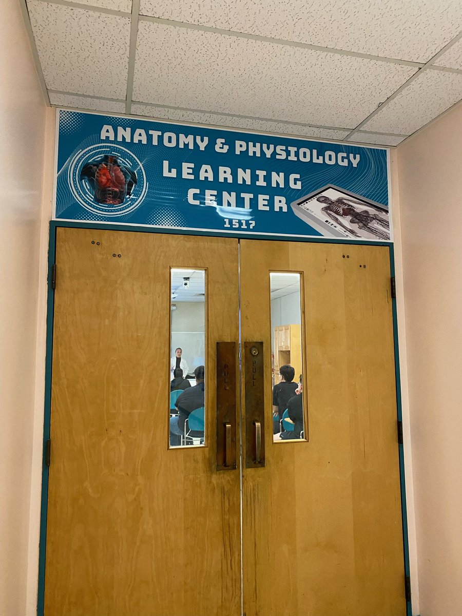 stevesmithepcc's tweet image. Amazing tour of the new Anatomy and Physiology Learning Center at EPCC’s Transmountain Campus. Instructor Maria Fuentes gave a fascinating demo of the new Anatomage virtual anatomy tables being installed throughout the district. 

#elpasocommunitycollege #anatomagetable