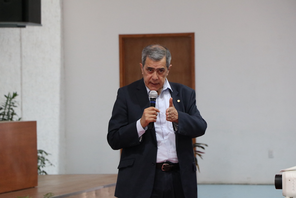 CUSur_UdeG's tweet photo. 📌Expertos de la @OPSOMSMexico comparten conocimiento en el cierre de las Jornadas de Medicina del #CUSur.
📲 Conoce más 👉 https://t.co/xaV6QE07xW https://t.co/52ZbZQgZIy