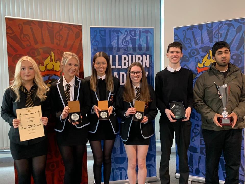 S6 CELEBRATING THEIR TIME AT MILLBURN Today we held a leavers’ assembly for our S6 pupils who have been a tremendous bunch throughout their time at Millburn. Speeches, awards, laughter & some tears too as we marked an ending and celebrated a new beginning beyond Millburn.