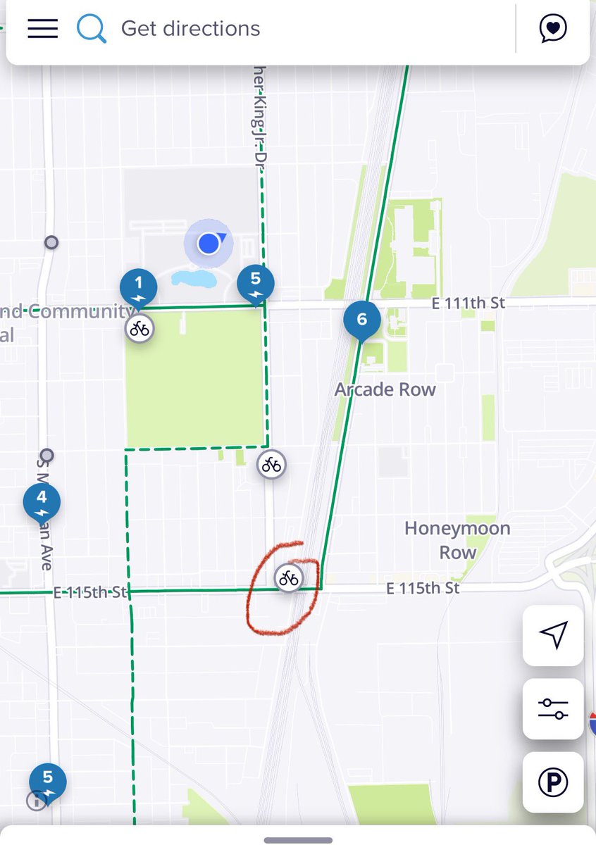 Are @DivvyBikes meant to be a part of a broader mobility system in our city or just a random and disconnected service for the hell of it? Why get rid of the one e-bike station at the Kensington superexpress metra station in Roseland? (Missing station circled) @streetsblogchi