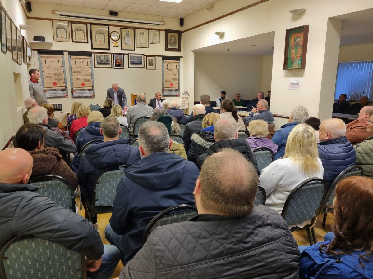 DavidWClarke18's tweet photo. Great to attend The Anti Protocol Meeting down in Conlig this evening.

Superb informative speeches from both @JamieBrysonCPNI and @JimAllister 👍

The Battle against The iniquitous Protocol and partitioning Sea Border must go on💪🇬🇧

#AntiProtocolMeeting

#Conlig

#NoSeaBorder https://t.co/cePPWqhoUi