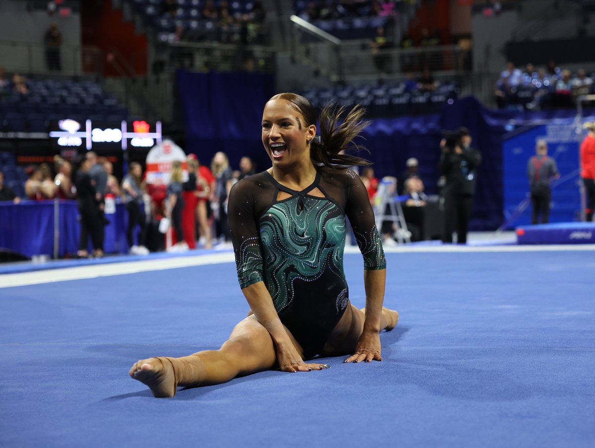 Up next: Skyla on floor in the third rotation! 📺 ESPN2: sprtns.co/4aS3xIM 📺 Floor Stream: sprtns.co/3U0YNtr 📊 sprtns.co/3UmXExr #NDY | #GoGreen