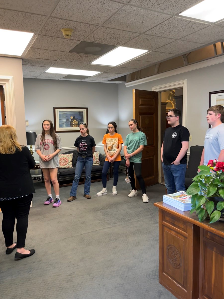 Students from Lighthouse Preparatory Academy in Jefferson City listen to the history behind the seal making machine in our Capitol office. #moleg