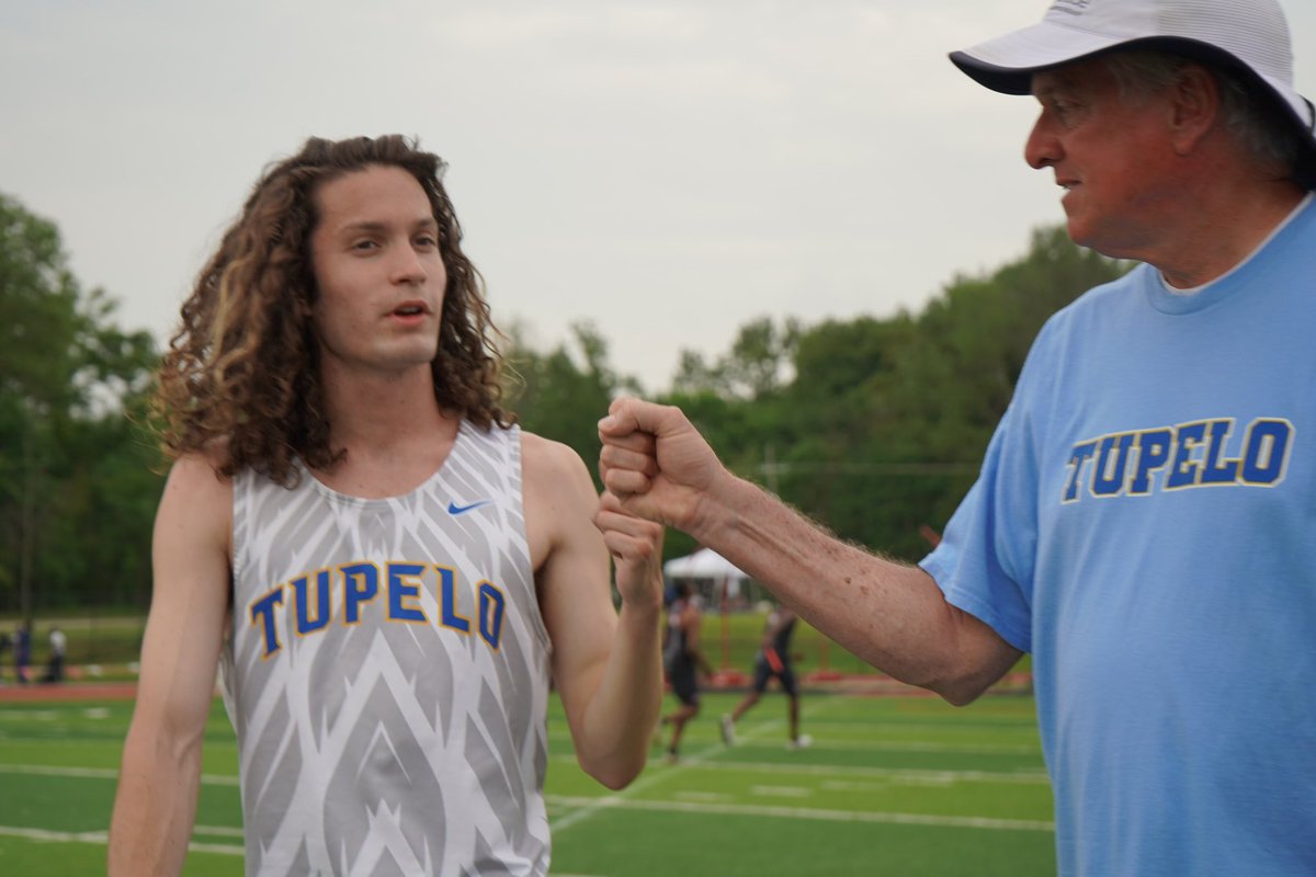 runhardrunfast's tweet photo. 7A Region 2 Champ in the 3200🔥@brown_taylorb @MileSplitMS @CSUXCTrackField https://t.co/mnDCJBRP1d