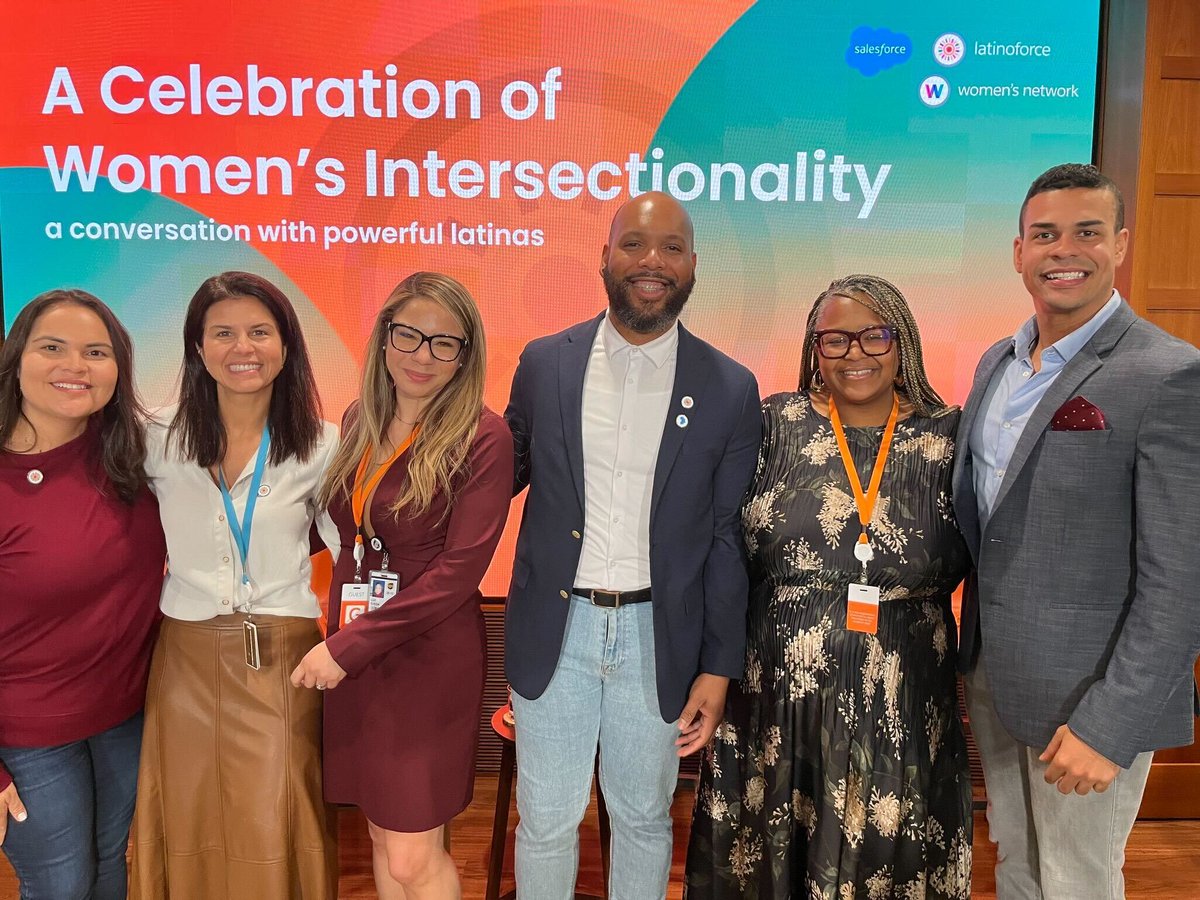 Business Resource Groups Latinoforce and Salesforce Women's Network held a panel last week all about intersectionality — with leaders discussing authenticity, mentorship, breaking language barriers, and more. Look at that full house of attendees 😍; thanks for joining us!