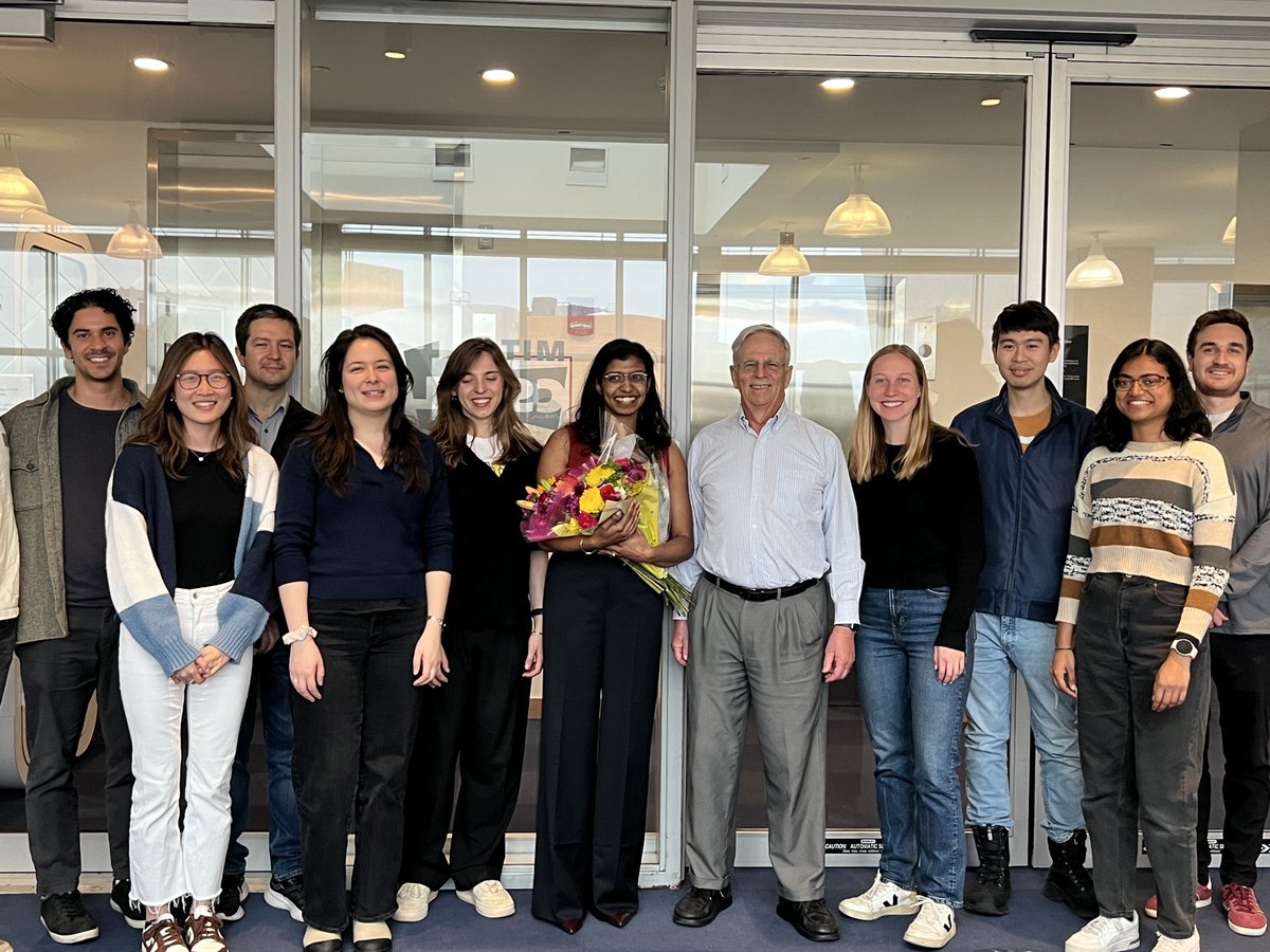 Incredibly proud our latest Dr. Divya Shanmugam ⁦⁦⁦@dmshanmugam⁩ on her successful PhD with her mentor Dr. John Guttag!