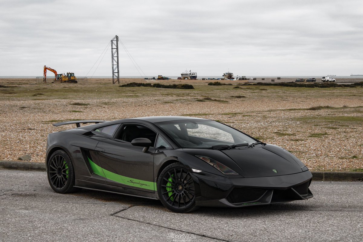Ewall97's tweet photo. Lamborghini Gallardo Gen 1 in the wild 🇮🇹 https://t.co/jy7I23saif